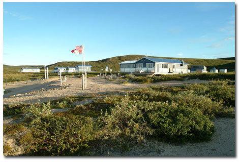 Peterson'S Point Lake Lodge Yellowknife Buitenkant foto